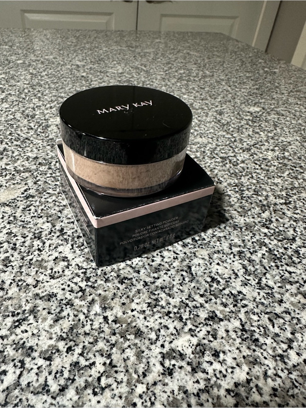 Mary Kay silky setting powder foundation